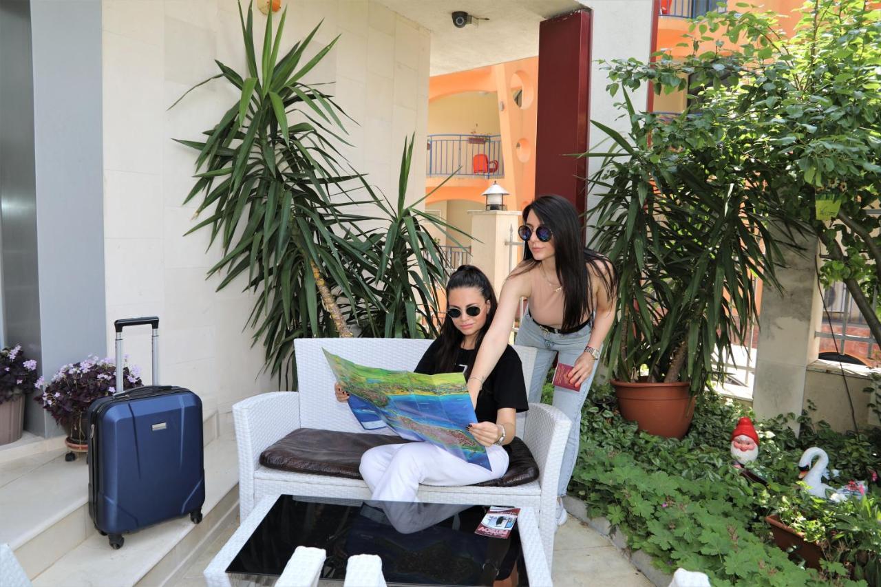 Petrov Family Hotel Nesebar Luaran gambar