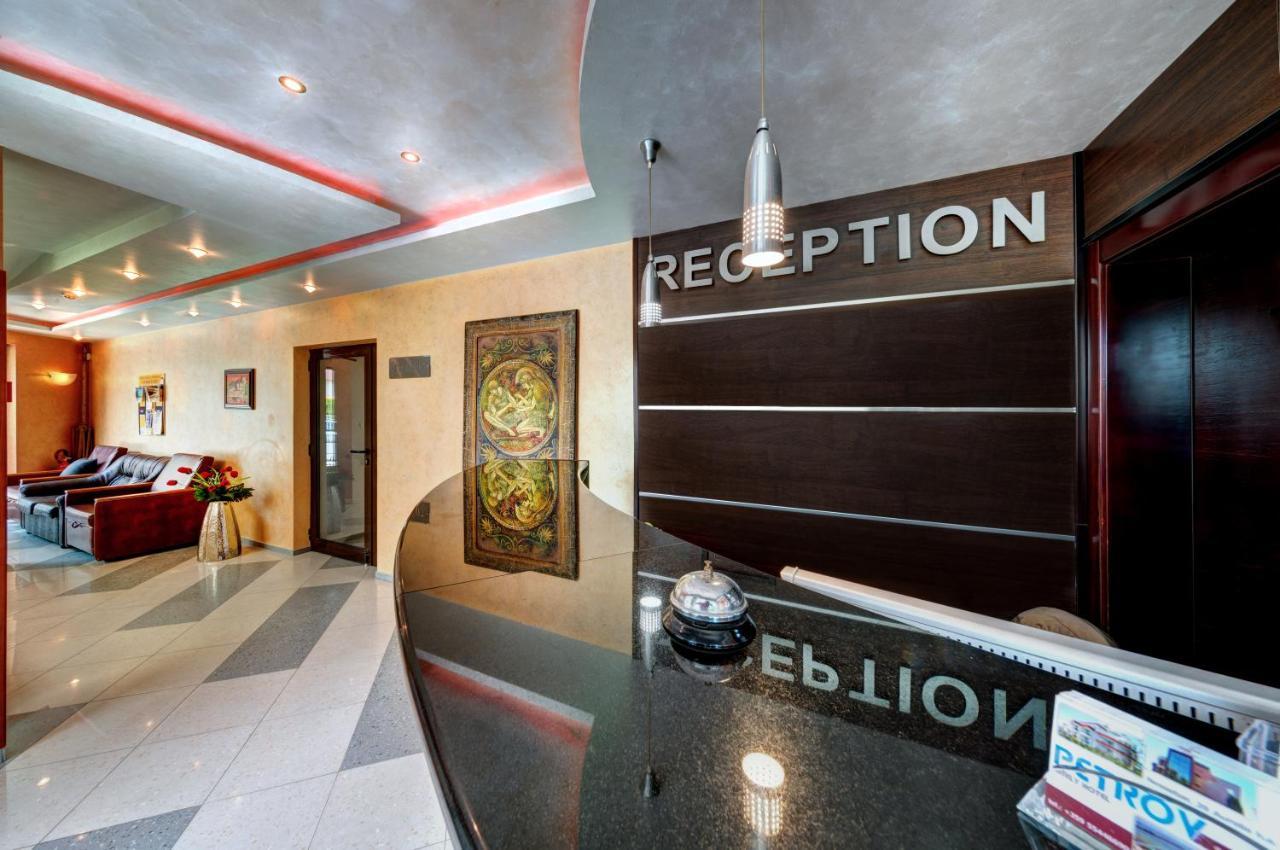 Petrov Family Hotel Nesebar Luaran gambar