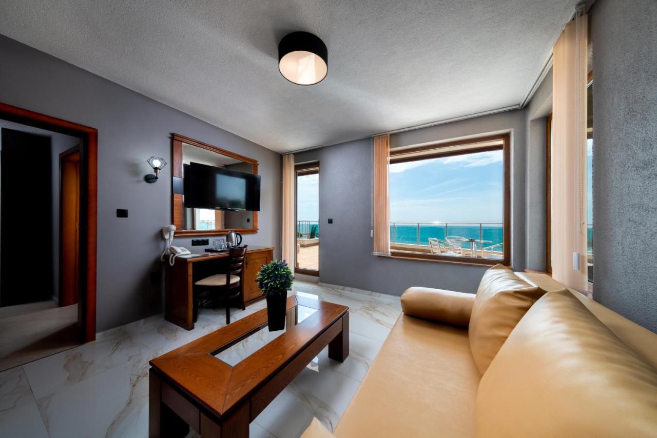 Petrov Family Hotel Nesebar Luaran gambar