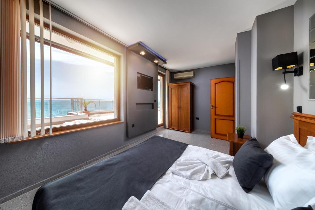 Petrov Family Hotel Nesebar Luaran gambar